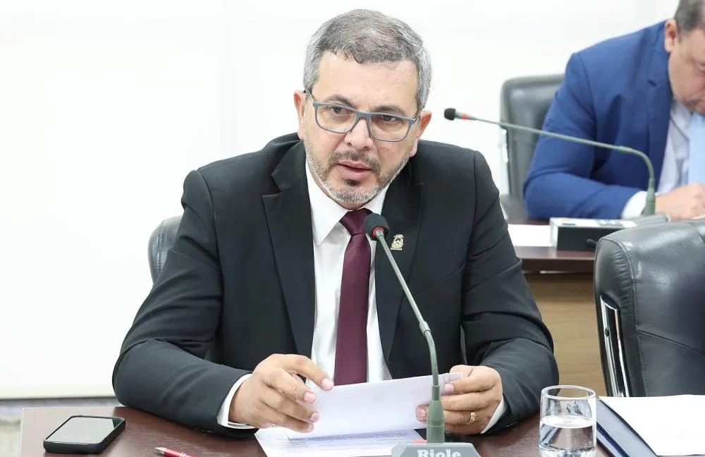 Wiston Gomes solicita reforma do Colégio Estadual Leônidas Gonçalves Duarte em Araguatins 