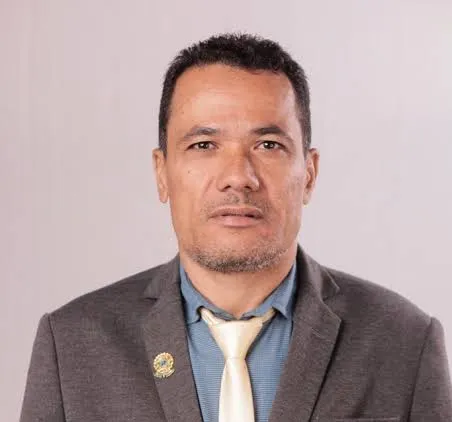 Vereador Ozeas nega que irá compor a base de Antônio do Bar e classifica tal notícia como “pura fake news”