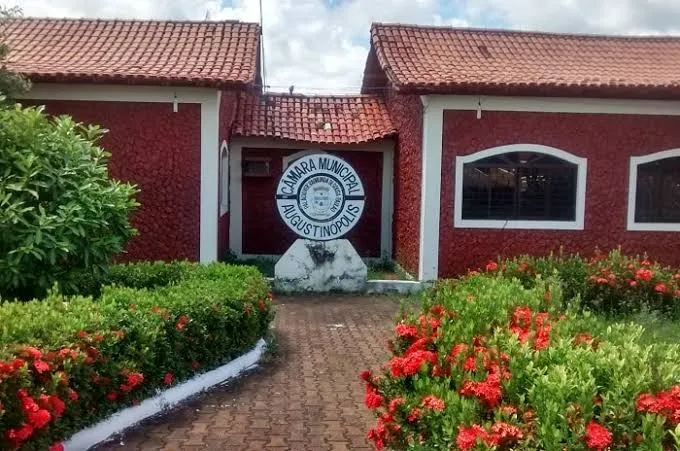 Oposição saiu enfraquecida após a derrota vexatória. Ou: o sinal de que a oposição augustinopolina esfarelou para 2028 está na nova composição da câmara 