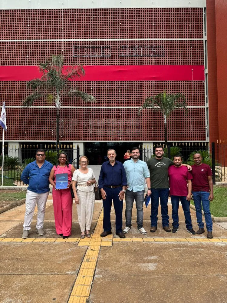 Acompanhado da primeira-dama Deijanira e do secretário de finanças Laércio Lima, Antônio do Bar participa de Encontro Técnico sobre Transição Municipal