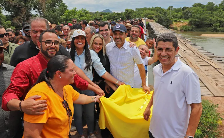 Em Paranã, governador Wanderlei Barbosa participa de inauguração de obras de infraestrutura