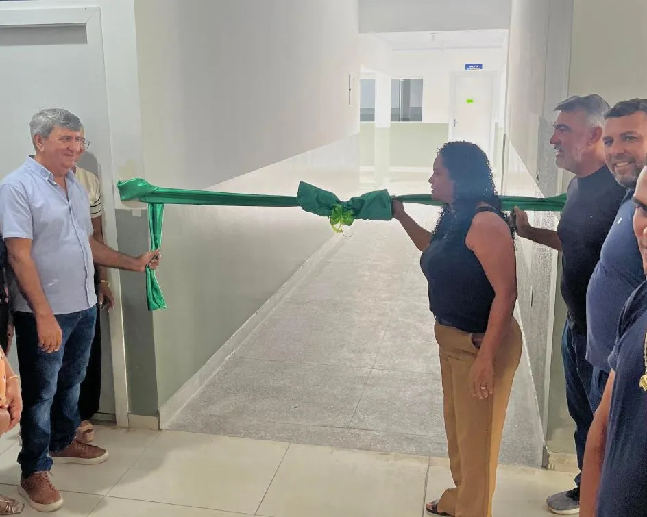 Em Sampaio, Amélio Cayres prestigia entrega de obras e celebra êxito da gestão municipal