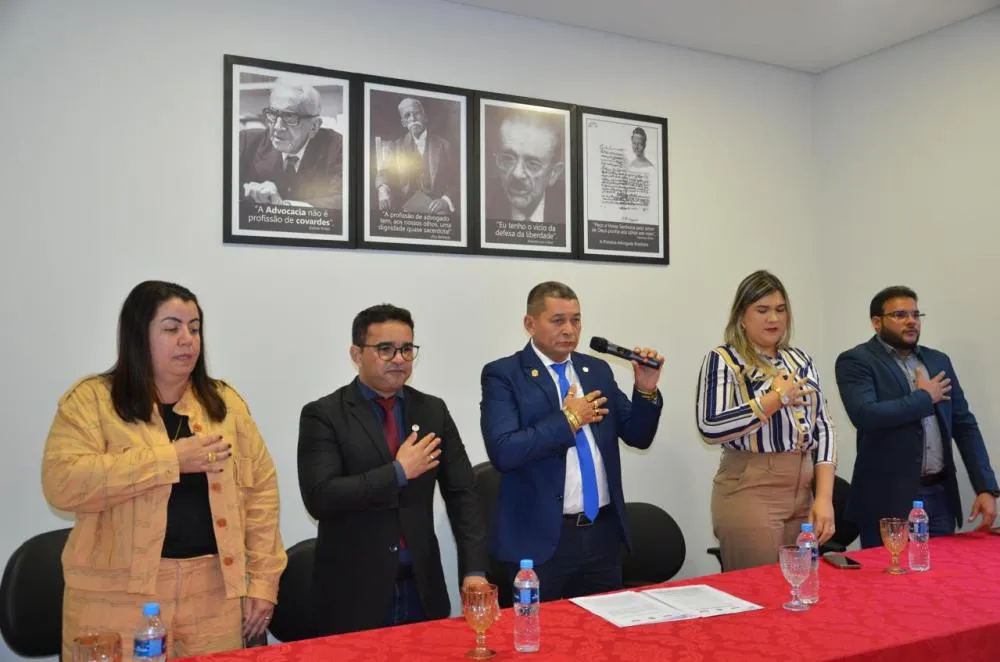Nova diretoria da OAB subseção Augustinópolis toma posse para o triênio 2025/2027