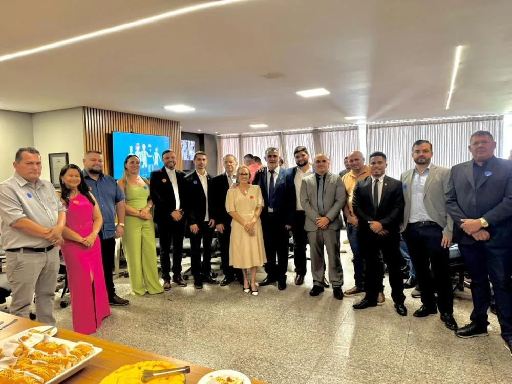 A presença em massa dos vereadores de Augustinópolis na posse de Amélio, mostra a relação amistosa entre eles e o executivo municipal 