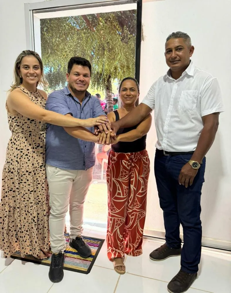 Em Carrasco Bonito, Dr Robson desiste de candidatura e declara apoio à dona Raimundinha. Uma preocupação para a gestão 