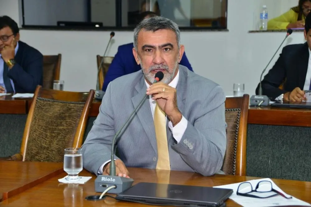 Faltando mais de um ano para a eleição, Amélio cresce e já empatado tecnicamente com Dorinha e Laurez