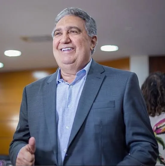 Aliados cogitam cogitam candidatura à Câmara Federal para Laurez, mas asseveram “O destino político de Laurez, quem decide é o próprio Laurez”