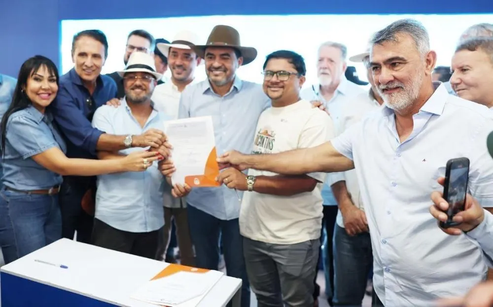 Presidente da Aleto prestigia inauguração da revitalização do Parque da Agrotins