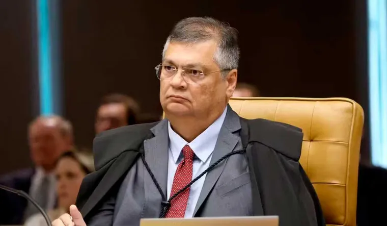 Dino comunica TSE para troca de 7 deputados federais; Tiago Dimas assumirá cadeira