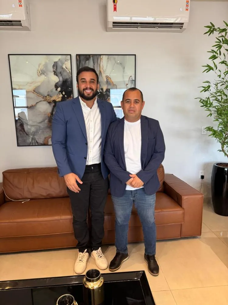 ASPMET e advogado André Luiz firmam parceria para defender servidores municipais de todo o Tocantins