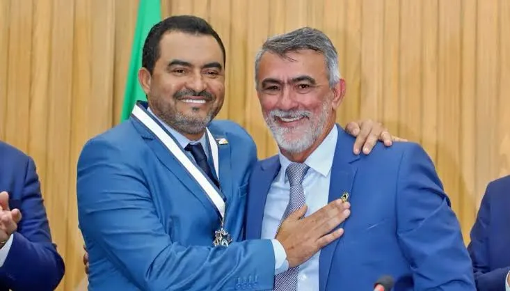 A ida se Laurez para o PSD, a pulverização da oposição e o crescimento de Amélio